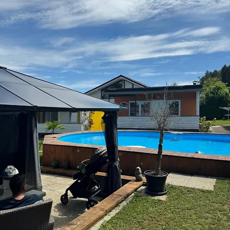 アパート Sonnenblume Beheizter Pool ザンクト・カンツィアン