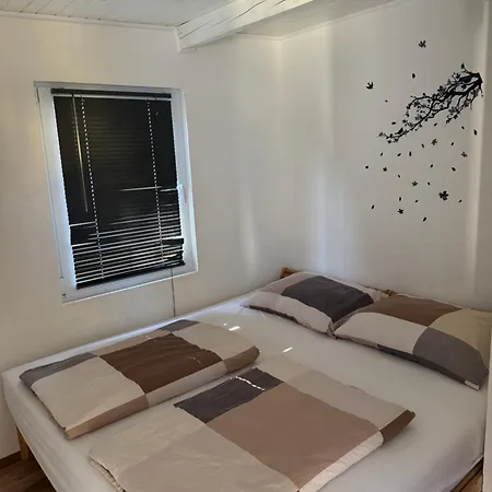 Sonnenblume Beheizter Pool Apartment St. Kanzian am Klopeiner See